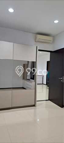 Rumah Elit Modern Tanpa Renovasi di Singgasana Bandung Rumah Elit Modern Tanpa Renovasi di Singgasana Bandung