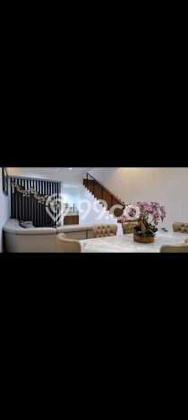 Rumah Elit Modern Tanpa Renovasi di Singgasana Bandung Rumah Elit Modern Tanpa Renovasi di Singgasana Bandung