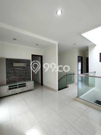 Dijual Rumah 3 Kamar Lokasi Ideal Bagus dan Strategis di Batununggal Dijual Rumah 3 Kamar Lokasi Ideal Bagus dan Strategis di Batununggal