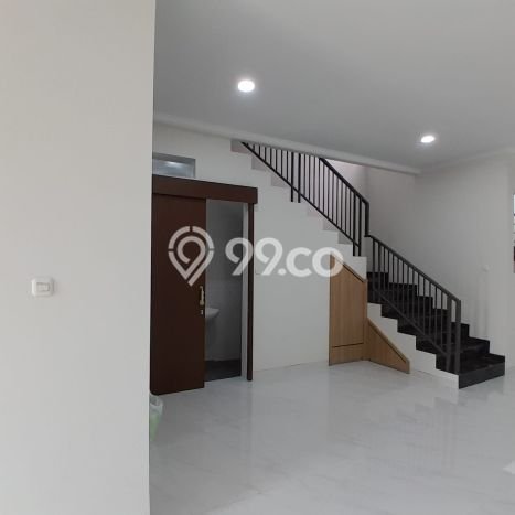 For Sale! Luxury House LT 116m2 Desain Modern di Mekar Wangi For Sale! Luxury House LT 116m2 Desain Modern di Mekar Wangi