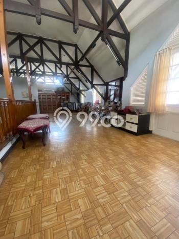 Rumah Elit Modern Tanpa Renovasi di Cijagra Bandung Rumah Elit Modern Tanpa Renovasi di Cijagra Bandung