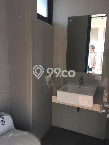 Rumah Elit Modern Tanpa Renovasi di BSD Eminent Tangerang Rumah Elit Modern Tanpa Renovasi di BSD Eminent Tangerang