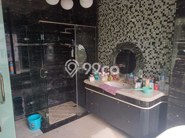For Sale! Luxury House LT 510m2 Desain Modern di Pantai Indah Kapuk For Sale! Luxury House LT 510m2 Desain Modern di Pantai Indah Kapuk