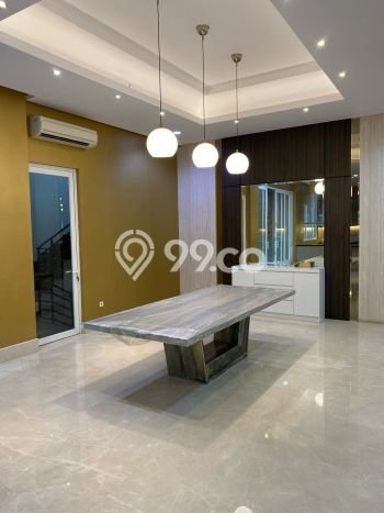 Jual Rumah Luas Megah Dengan View Cantik di Pantai Indah Kapuk, Jakarta Utara Jual Rumah Luas Megah Dengan View Cantik di Pantai Indah Kapuk, Jakarta Utara