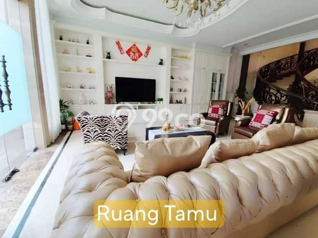 Hunian Elit LB 1000m2 Siap Pakai Desain Elegan di Pantai Indah Kapuk, Jakarta Utara Hunian Elit LB 1000m2 Siap Pakai Desain Elegan di Pantai Indah Kapuk, Jakarta Utara