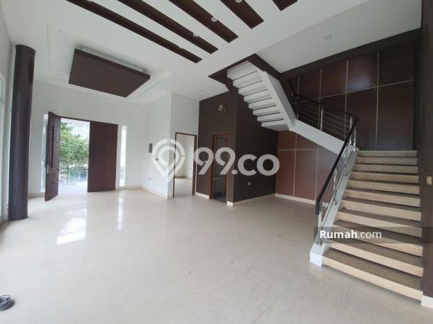 Rumah Elit Modern Tanpa Renovasi di Pantai Indah Kapuk Jakarta Utara Rumah Elit Modern Tanpa Renovasi di Pantai Indah Kapuk Jakarta Utara