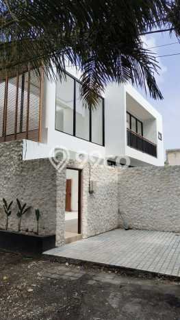Vila di , Luas 0m2m², Area Strategis, Tersedia Vila di , Luas 0m2m², Area Strategis, Tersedia
