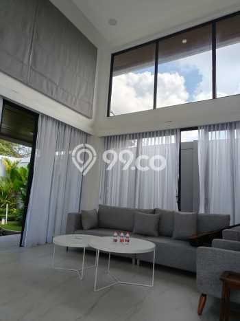 FOR SALE! Vila Kawasan , Area 500m2m², Posisi Premium FOR SALE! Vila Kawasan , Area 500m2m², Posisi Premium