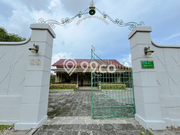 Hotel Kawasan Kraton, Luas 350m2m², Kawasan Strategis, Mainroad Hotel Kawasan Kraton, Luas 350m2m², Kawasan Strategis, Mainroad