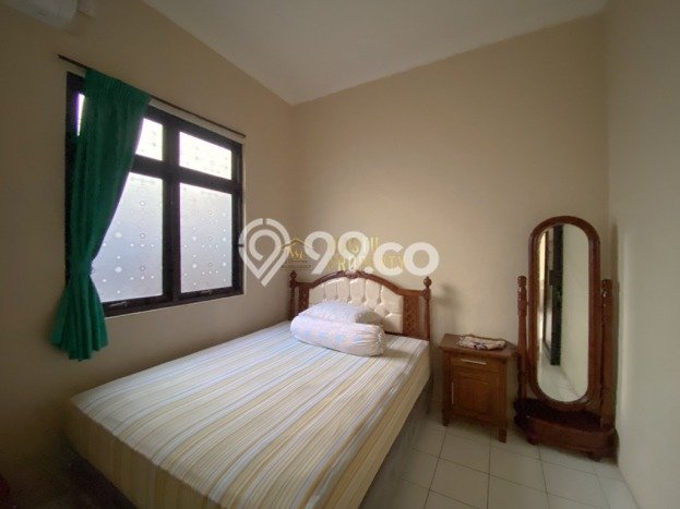 FOR SALE! Vila di Depok, Luas 479m², Posisi Premium FOR SALE! Vila di Depok, Luas 479m², Posisi Premium