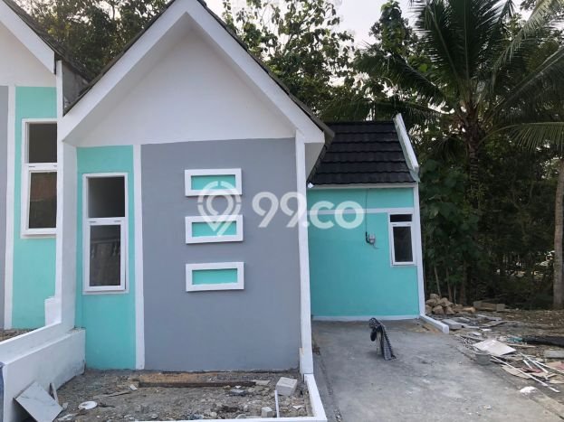 Rumah Sederhana Dijual di Wates 2 Kamar dengan Luas Tanah 60m2 Rumah Sederhana Dijual di Wates 2 Kamar dengan Luas Tanah 60m2