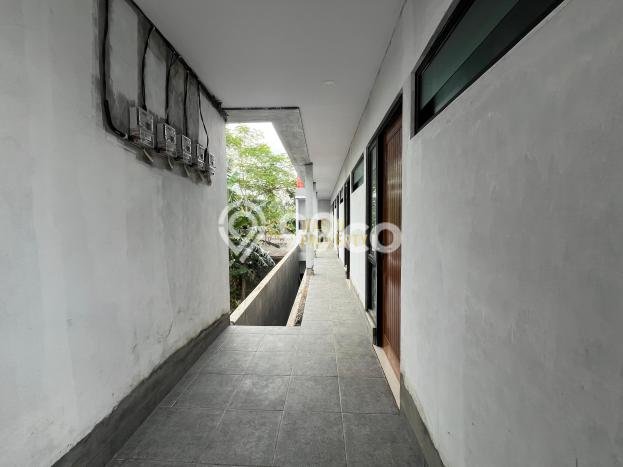Dijual Rumah Kost di Condong Catur, Sleman, 18 KT, 18 KM, Bangunan 380m2 Dijual Rumah Kost di Condong Catur, Sleman, 18 KT, 18 KM, Bangunan 380m2