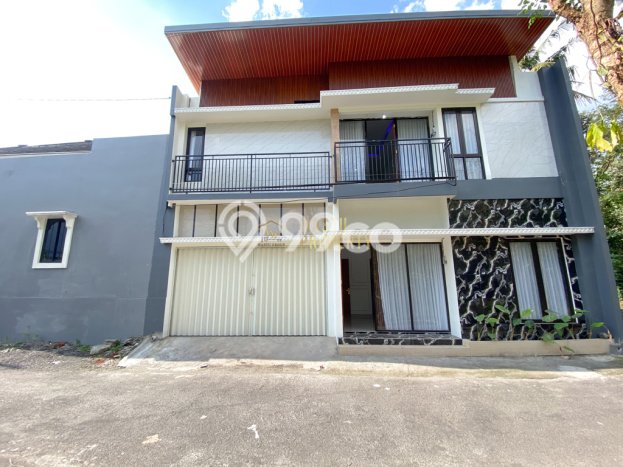 Jual Rumah Strategis Bagus Punya 4 KT di Ngaglik Sleman SHM Jual Rumah Strategis Bagus Punya 4 KT di Ngaglik Sleman SHM