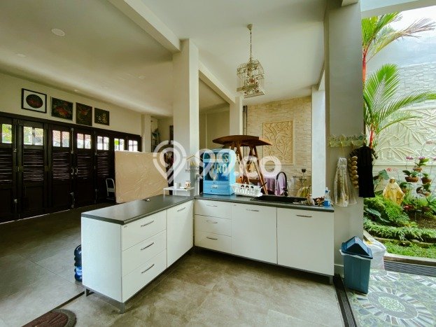 Vila di Gondokusuman, Area 400m2m², Cocok untuk tempat tinggal keluarga Vila di Gondokusuman, Area 400m2m², Cocok untuk tempat tinggal keluarga