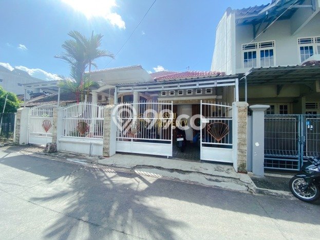 Kantor Bagus Dijual LB 190m2 Lokasi Strategis Sleman Area Cocok untuk Bisnis Kantor Bagus Dijual LB 190m2 Lokasi Strategis Sleman Area Cocok untuk Bisnis