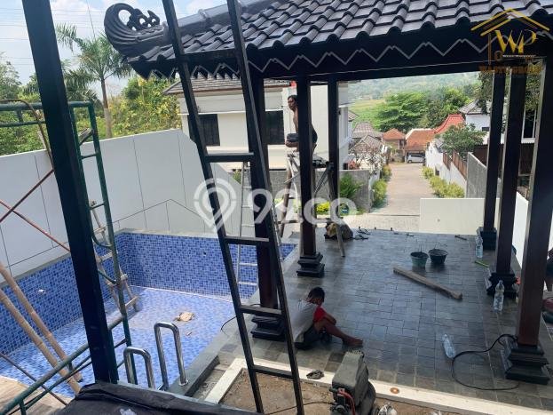 Rumah Terawat area Kasihan, Bantul, LT 305m², LB 270m² Rumah Terawat area Kasihan, Bantul, LT 305m², LB 270m²