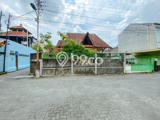 Vila Kawasan Gedong Tengen, Ukuran 369m2m², Area Strategis untuk usaha Vila Kawasan Gedong Tengen, Ukuran 369m2m², Area Strategis untuk usaha