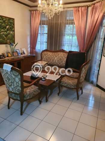 For Sale! Luxury House LT 230m2 Desain Modern di Cipinang For Sale! Luxury House LT 230m2 Desain Modern di Cipinang