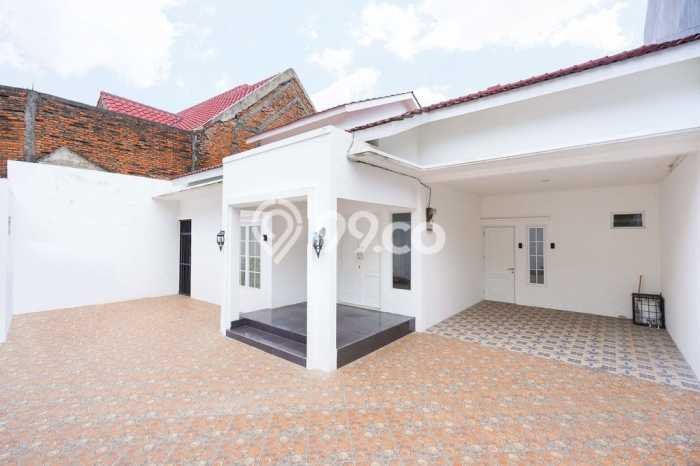 Dijual Rumah Elit Exclusive di Duren Sawit, Jakarta Timur Dijual Rumah Elit Exclusive di Duren Sawit, Jakarta Timur
