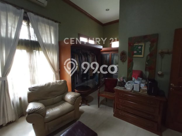 Disewakan! Rumah 5 Kamar Tidur &
4 Kamar Mandi di Cipedes, Bandung Disewakan! Rumah 5 Kamar Tidur &
4 Kamar Mandi di Cipedes, Bandung