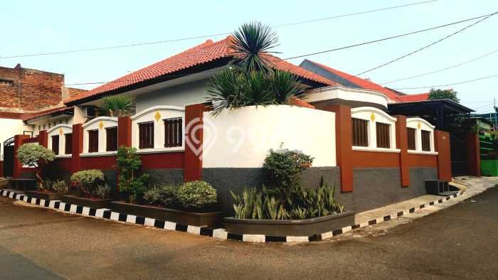 Dijual Rumah Luas Elegan Dengan View Eksklusif di Jatiwaringin, Jakarta Timur Dijual Rumah Luas Elegan Dengan View Eksklusif di Jatiwaringin, Jakarta Timur