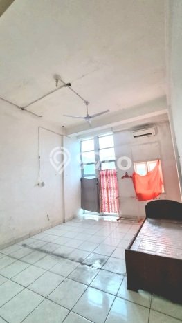 FOR SALE! Ruko di Medan Johor Medan, LT 64m2, LB 224m2 FOR SALE! Ruko di Medan Johor Medan, LT 64m2, LB 224m2