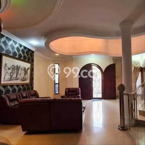 LOKASI STRATEGIS! Vila Kawasan Medan Petisah, Area 386m2m², Lokasi Prima LOKASI STRATEGIS! Vila Kawasan Medan Petisah, Area 386m2m², Lokasi Prima