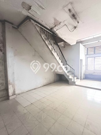 Unit Ruko Dijual di Medan Barat Medan Luas Tanah 61m2, Luas Bangunan 213m2 Unit Ruko Dijual di Medan Barat Medan Luas Tanah 61m2, Luas Bangunan 213m2