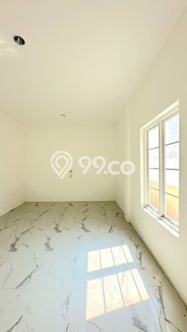 KESEMPATAN EMAS! Vila Kawasan Deli Tua, Luas 136m2m², Lingkungan Eksklusif dengan privasi terjaga KESEMPATAN EMAS! Vila Kawasan Deli Tua, Luas 136m2m², Lingkungan Eksklusif dengan privasi terjaga
