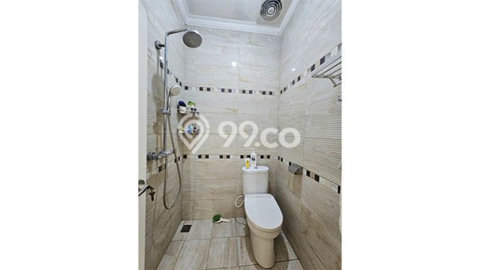 Dijual Rumah Strategis Bagus Punya 3 KT di Kelapa Gading Jakarta Utara SHM Dijual Rumah Strategis Bagus Punya 3 KT di Kelapa Gading Jakarta Utara SHM