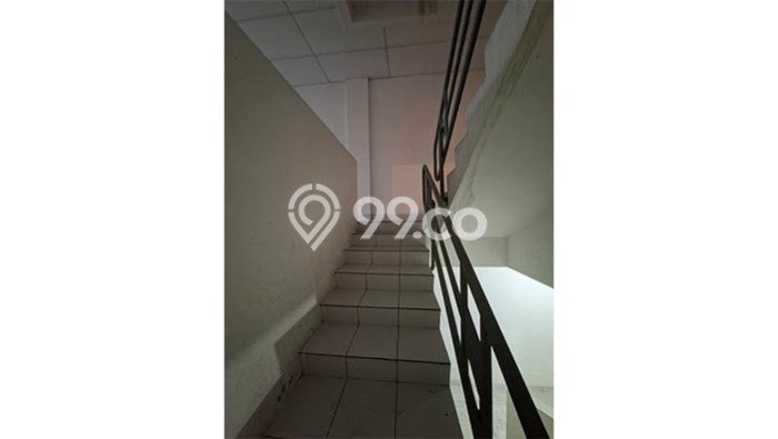 LOKASI PREMIUM! Ruko di Kelapa Gading, Luas 272m2m², Area Bisnis LOKASI PREMIUM! Ruko di Kelapa Gading, Luas 272m2m², Area Bisnis