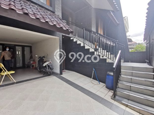 Hunian Eksklusif Dijual LT 180m2 di Kelapa Gading, Jakarta Utara Hunian Eksklusif Dijual LT 180m2 di Kelapa Gading, Jakarta Utara