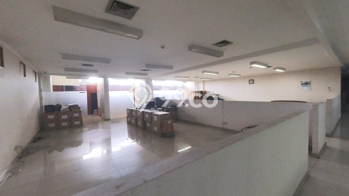 Kantor Disewakan di Area Ramai Senen, Jakarta Pusat Kantor Disewakan di Area Ramai Senen, Jakarta Pusat