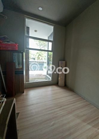 Dijual Rumah Premium dengan Fasilitas Sekitar Komplit di Semarang Barat, Semarang Dijual Rumah Premium dengan Fasilitas Sekitar Komplit di Semarang Barat, Semarang