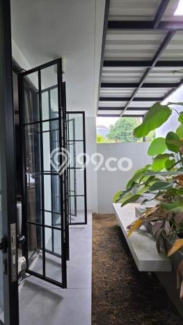 Dijual Rumah Mewah Elegan Dengan View Cantik di Sambiroto, Semarang Dijual Rumah Mewah Elegan Dengan View Cantik di Sambiroto, Semarang