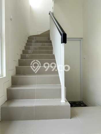 SPECIAL PRICE! Rumah di , 3 KT, Akses Mudah Pusat Kota, LT 120m2m² Bangunan 68m2m² SPECIAL PRICE! Rumah di , 3 KT, Akses Mudah Pusat Kota, LT 120m2m² Bangunan 68m2m²