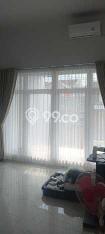 Lokasi strategis! Rumah siap huni disewakan di Semarang Barat LB 200m2 Lokasi strategis! Rumah siap huni disewakan di Semarang Barat LB 200m2