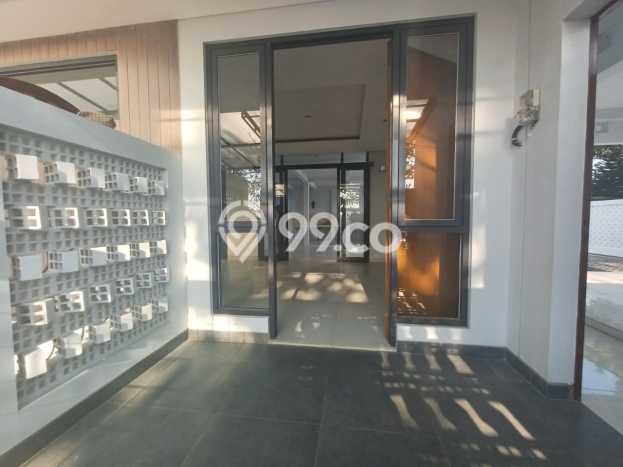 Rumah Luxury Modern Siap Huni di BSB City Semarang Rumah Luxury Modern Siap Huni di BSB City Semarang