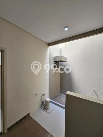 Rumah Luxury Modern Siap Huni di Candi Golf Semarang Rumah Luxury Modern Siap Huni di Candi Golf Semarang