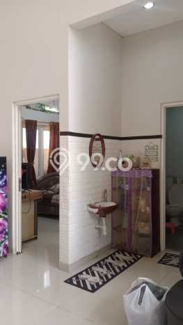 Rumah Modern Cantik 2 KT Siap Huni di Banyumanik Rumah Modern Cantik 2 KT Siap Huni di Banyumanik