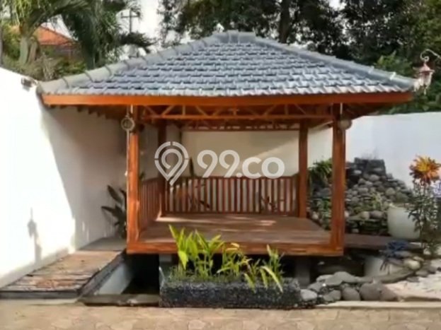 Lokasi strategis! Rumah siap pakai dikontrakkan di Candisari LB 200m2 Lokasi strategis! Rumah siap pakai dikontrakkan di Candisari LB 200m2