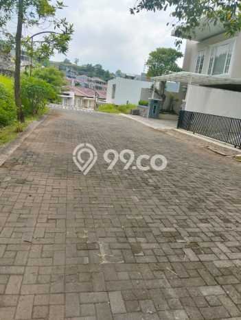 Rumah area Tembalang, 4 KM, Akses Rumah Sakit, LT 230m2m² LB 240m2m² Rumah area Tembalang, 4 KM, Akses Rumah Sakit, LT 230m2m² LB 240m2m²