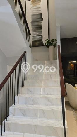 Dijual Rumah Mewah Elegan Dengan View Cantik di Sambiroto, Semarang Dijual Rumah Mewah Elegan Dengan View Cantik di Sambiroto, Semarang