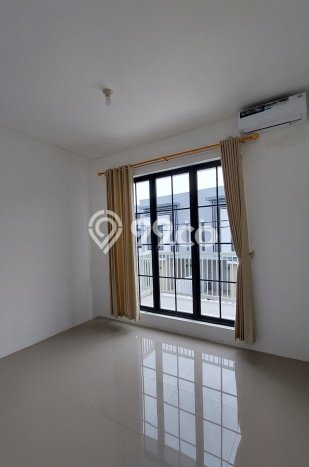 Disewakan! Rumah 3 Kamar Tidur &
2 Kamar Mandi di Mulyosari, Surabaya Disewakan! Rumah 3 Kamar Tidur &
2 Kamar Mandi di Mulyosari, Surabaya