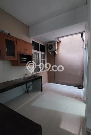 Jarang Ada! Rumah Kontrakan 3 Kamar Nyaman Siap Huni Sutorejo Jarang Ada! Rumah Kontrakan 3 Kamar Nyaman Siap Huni Sutorejo