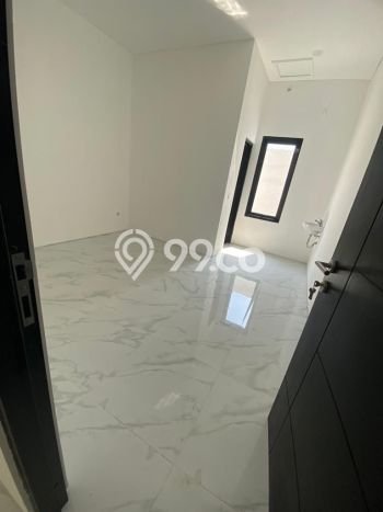 Jual Rumah Bagus Siap Huni LB 120m2 di Rungkut, Surabaya Jual Rumah Bagus Siap Huni LB 120m2 di Rungkut, Surabaya