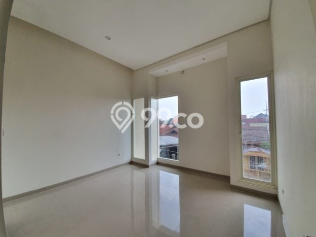 Rumah Luxury Modern Siap Huni di Manyar Surabaya Rumah Luxury Modern Siap Huni di Manyar Surabaya