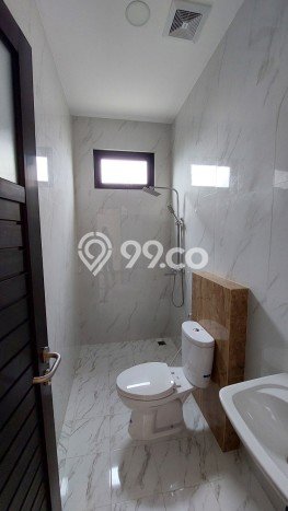 Rumah Modern Minimalis 3 Kamar Siap Huni di Rungkut Rumah Modern Minimalis 3 Kamar Siap Huni di Rungkut