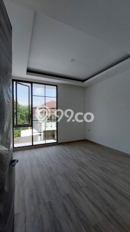 Rumah Modern Cantik 4 KT Bisa Langsung Pindah di Tambaksari Rumah Modern Cantik 4 KT Bisa Langsung Pindah di Tambaksari