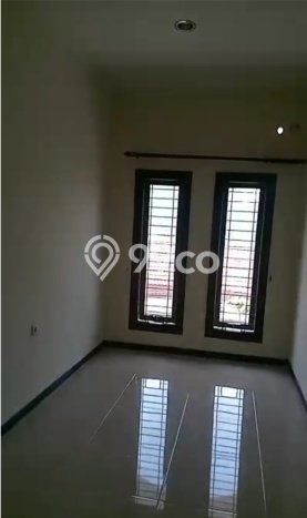 For Sale Hunian Rumah Nyaman 3 KT di Mulyosari, Surabaya For Sale Hunian Rumah Nyaman 3 KT di Mulyosari, Surabaya